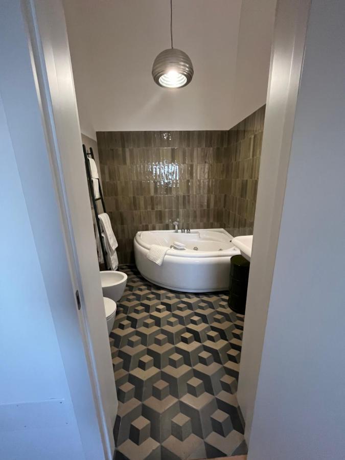 Palazzo Lamantea Boutique Rooms Bisceglie Luaran gambar